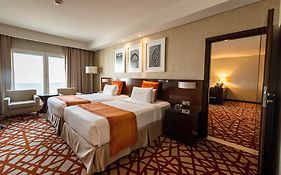 Crowne Plaza Dubai Deira